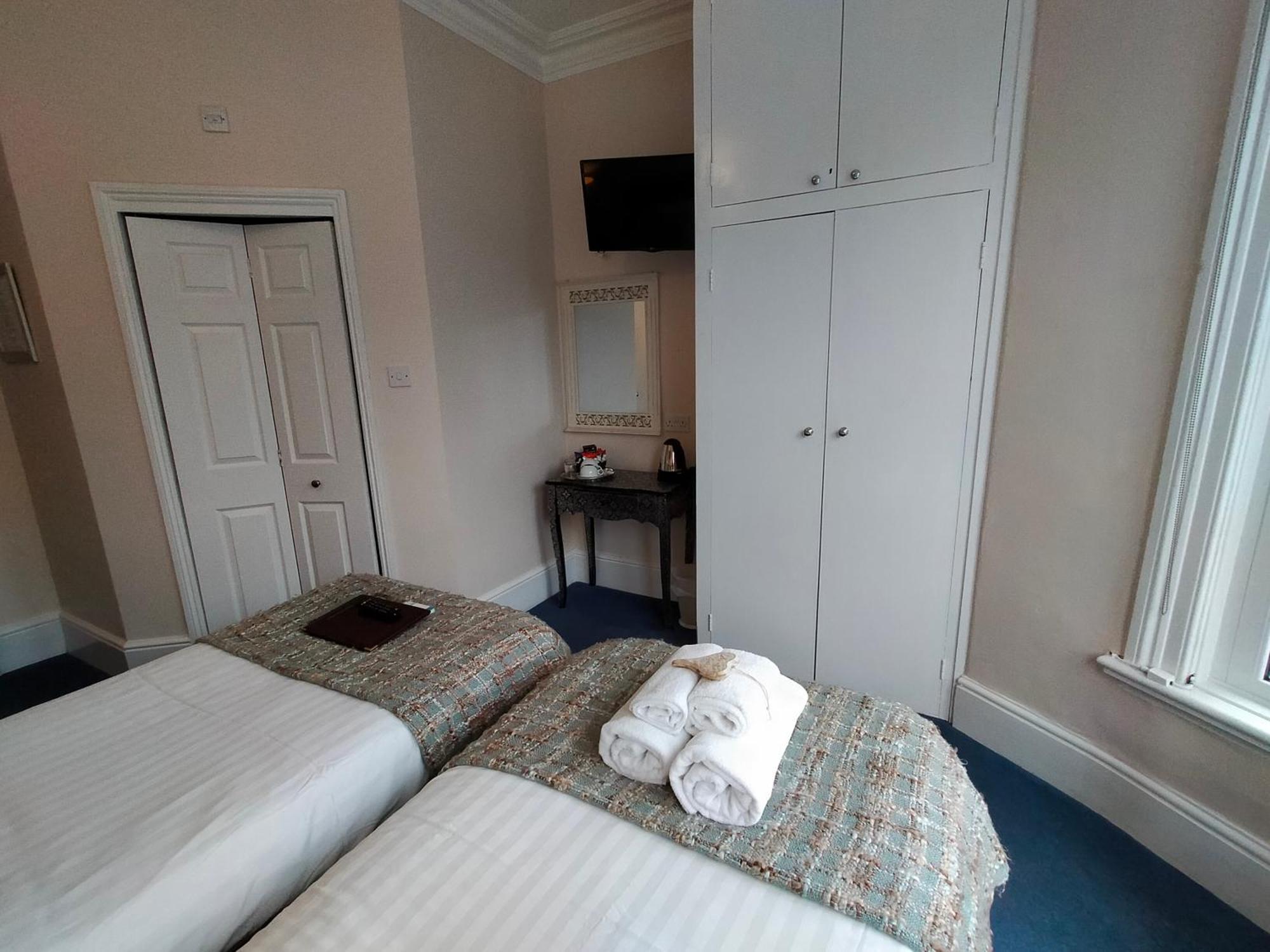 อาร์เดน เฮาส์ Hotel ฮาร์โรเกต ภายนอก รูปภาพ